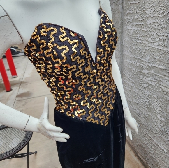 VTG Gunne Sax by Jessica McClintock Velvet boned sequin Dress - Picture 9 of 11
